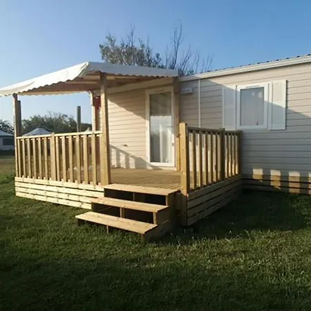 Campsite Oh! Campings- Le Lion Ardeche *